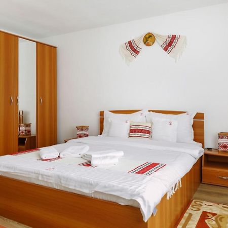 Casa Dacica Hotel Rîşnov Eksteriør billede