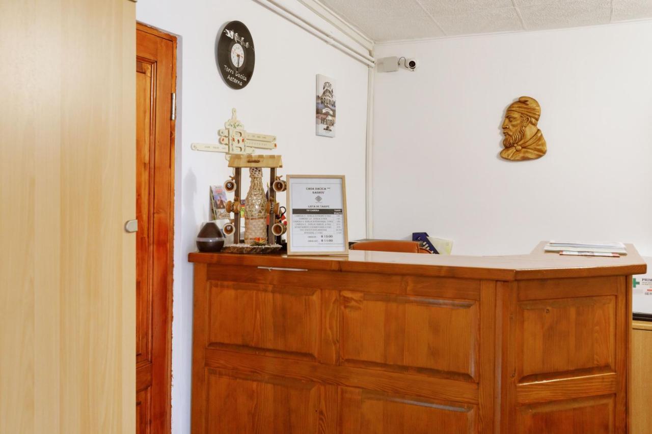 Casa Dacica Hotel Rîşnov Eksteriør billede