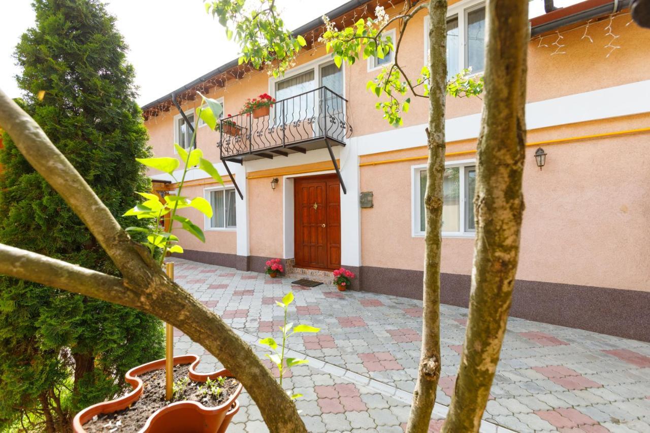 Casa Dacica Hotel Rîşnov Eksteriør billede