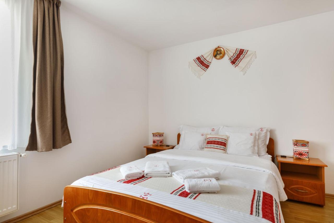 Casa Dacica Hotel Rîşnov Eksteriør billede