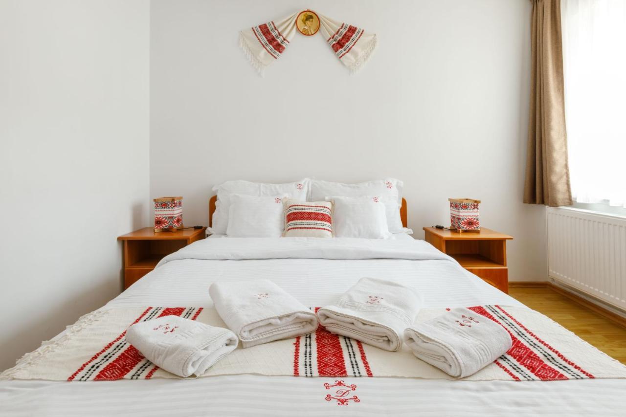 Casa Dacica Hotel Rîşnov Eksteriør billede