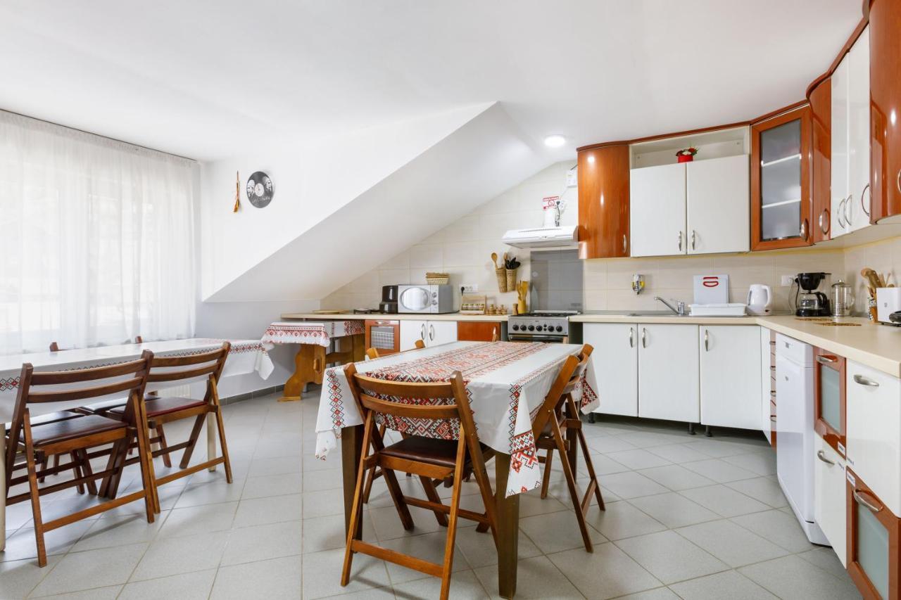 Casa Dacica Hotel Rîşnov Eksteriør billede