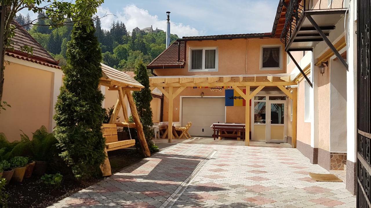 Casa Dacica Hotel Rîşnov Eksteriør billede